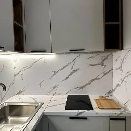 Pazari Double Apartamento Tirana